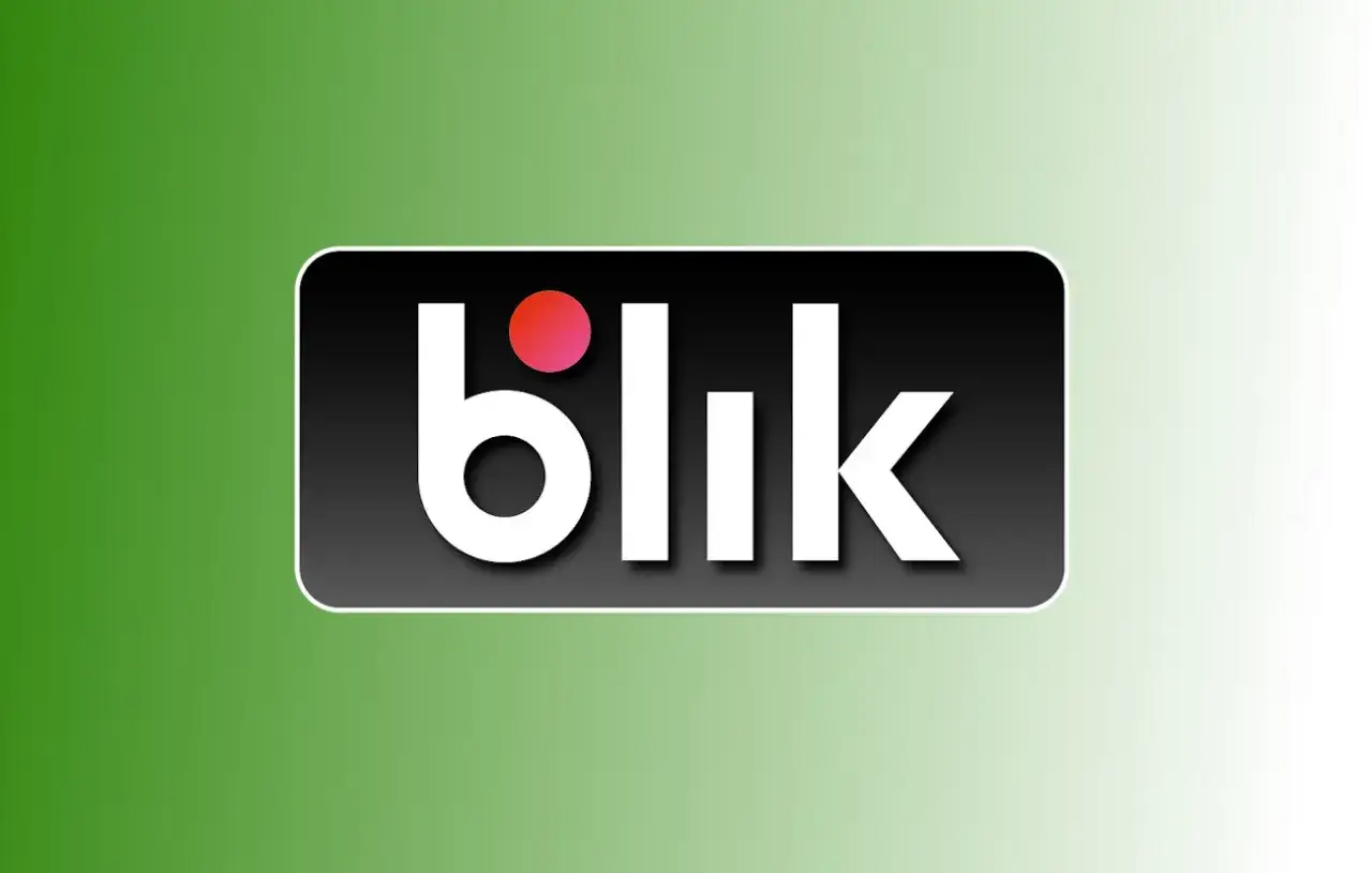 Logo Blik z czerwoną kropką. Wygląda na to, że nastąpiła awaria Blik, bo płatność nie przeszła.